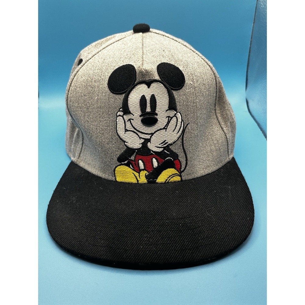 Disney Hat Mickey Mouse with Chin Resting on Hands Gray &‎ Black Snapback Cap